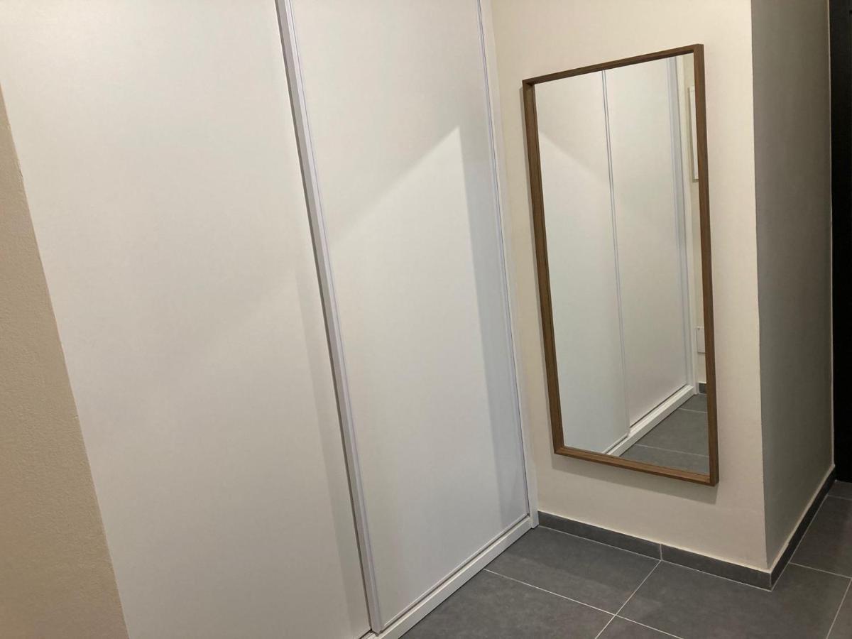 Midrahov Luxury Apartment Zikhron Yaakov Bagian luar foto