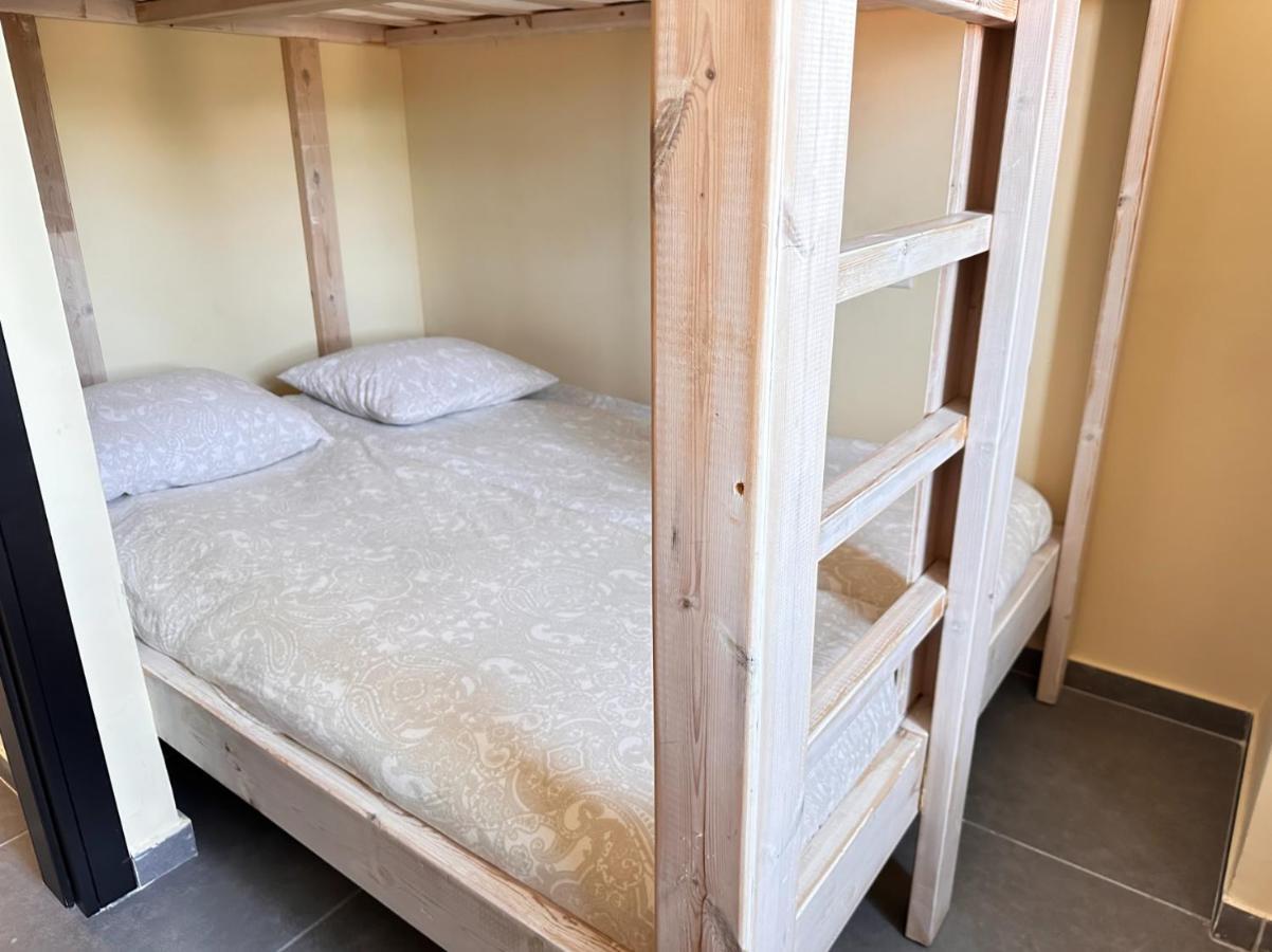 Midrahov Luxury Apartment Zikhron Yaakov Bagian luar foto